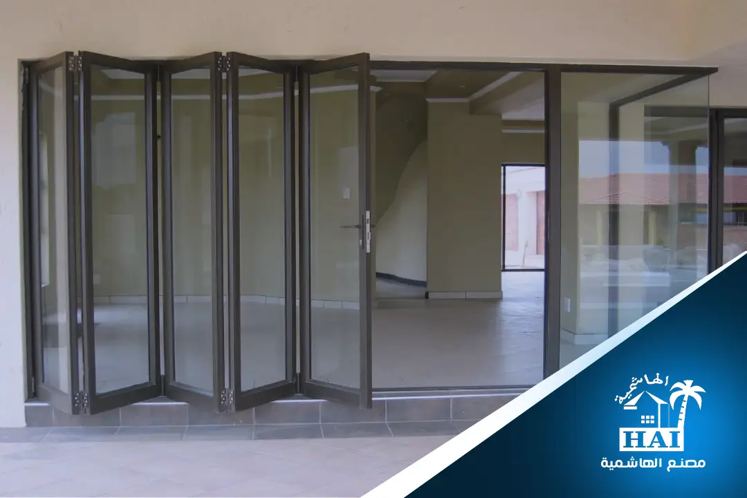 تركيب باب منزلق داخلي قابل للطي بالطائف